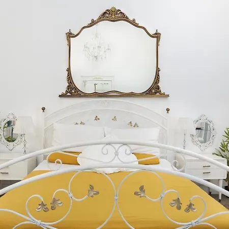 فندق مبيت وإفطار Morosoli Palace كاتانيا