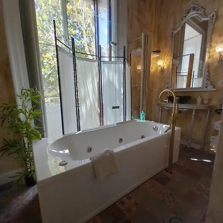 فندق مبيت وإفطار Morosoli Palace